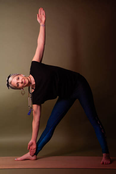 Let's Connect | Hazel Lily Yoga 